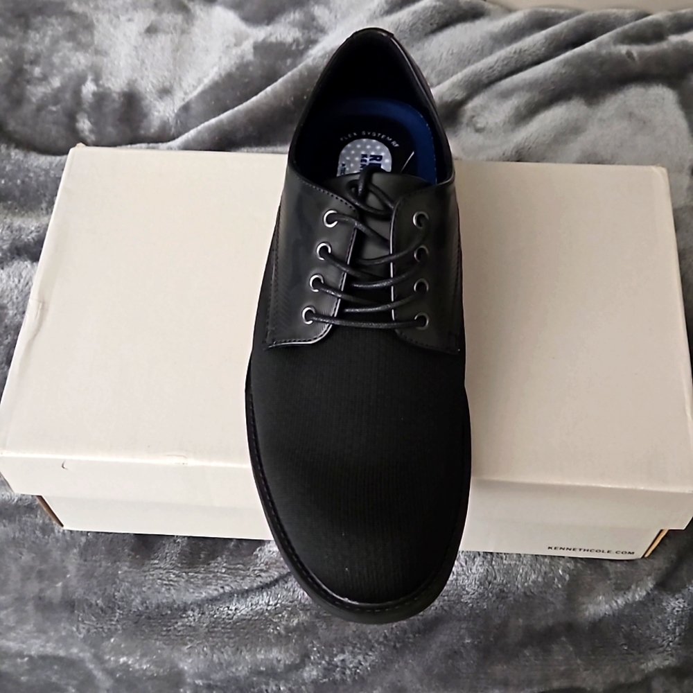 Kenneth Cole Camo Klay Flex Sport .BRAND NEW IN ORIGINAL BOX.